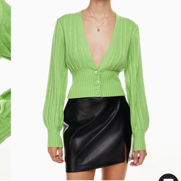Aritzia deep v plunge cardigan - Picture 2 of 6